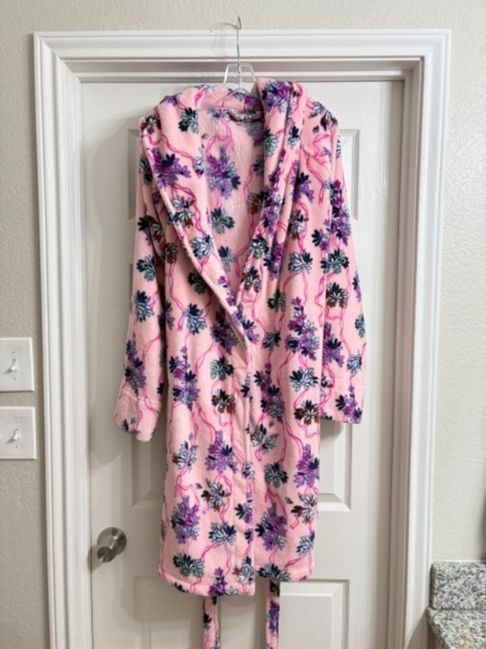 Vera Bradley Women's Pink Floral Hooded Robe, Size L/XL (NWOT)
